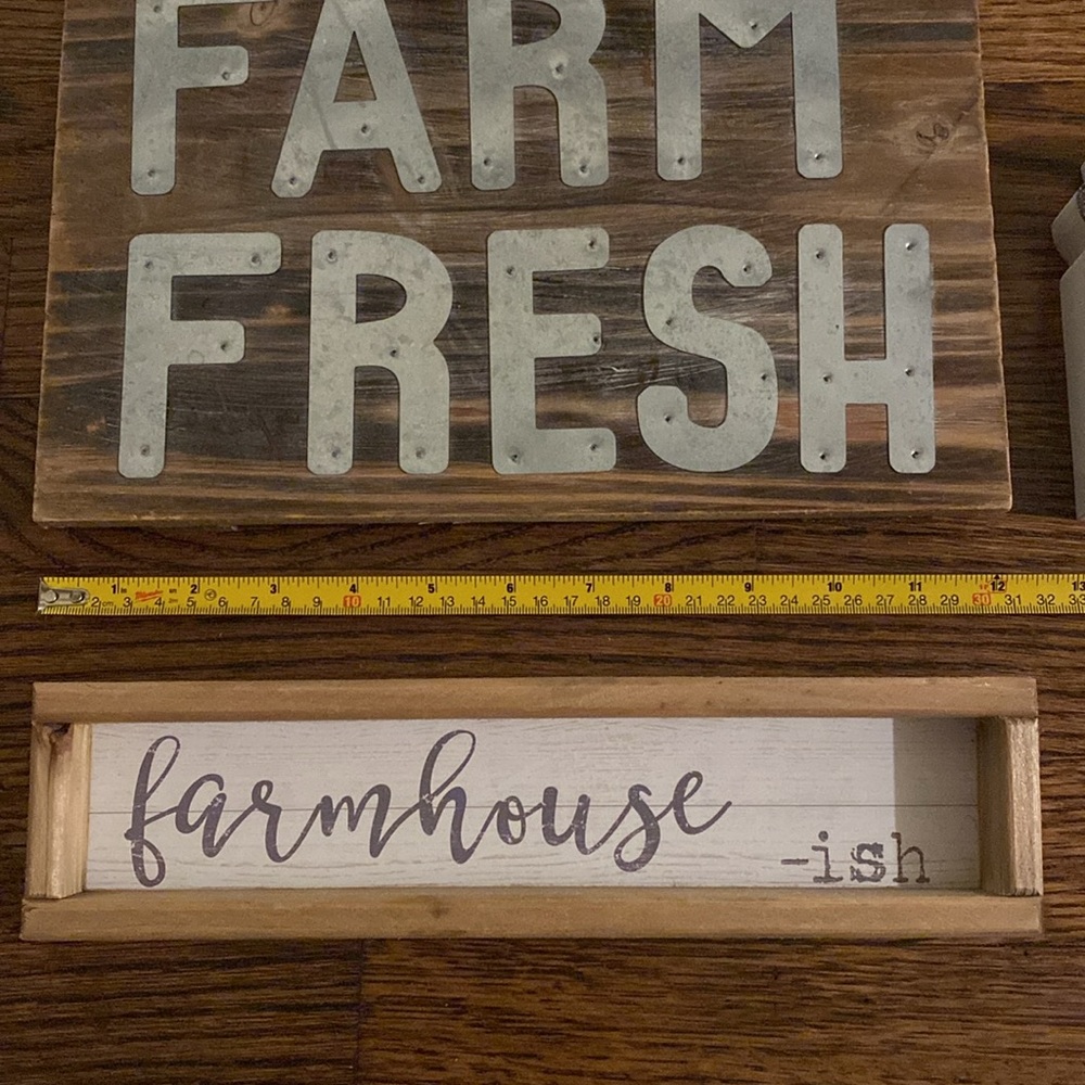 Farmhouse Signs/Decor